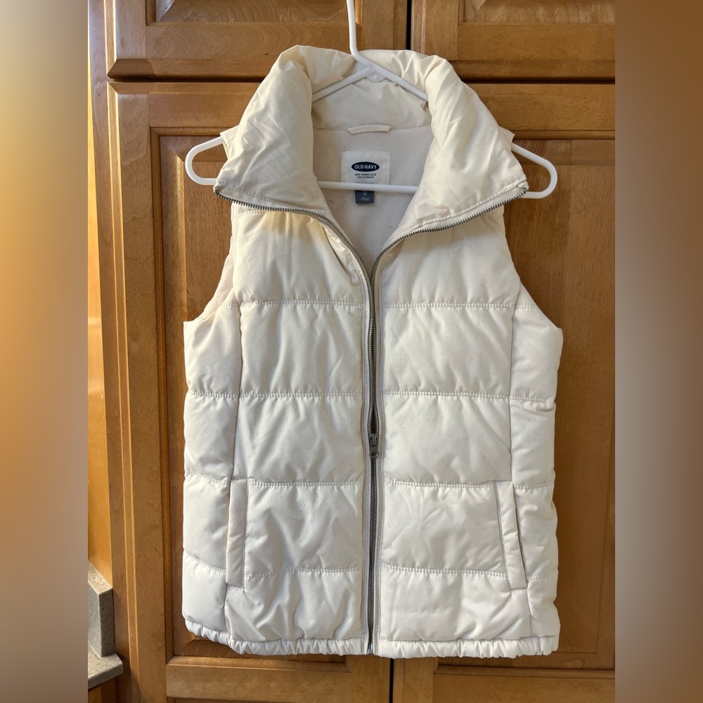 Old navy fleece inside zip up puffer jacket
